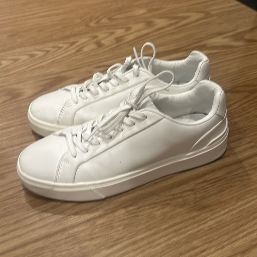 Zara Mens White sneakers size 44//10